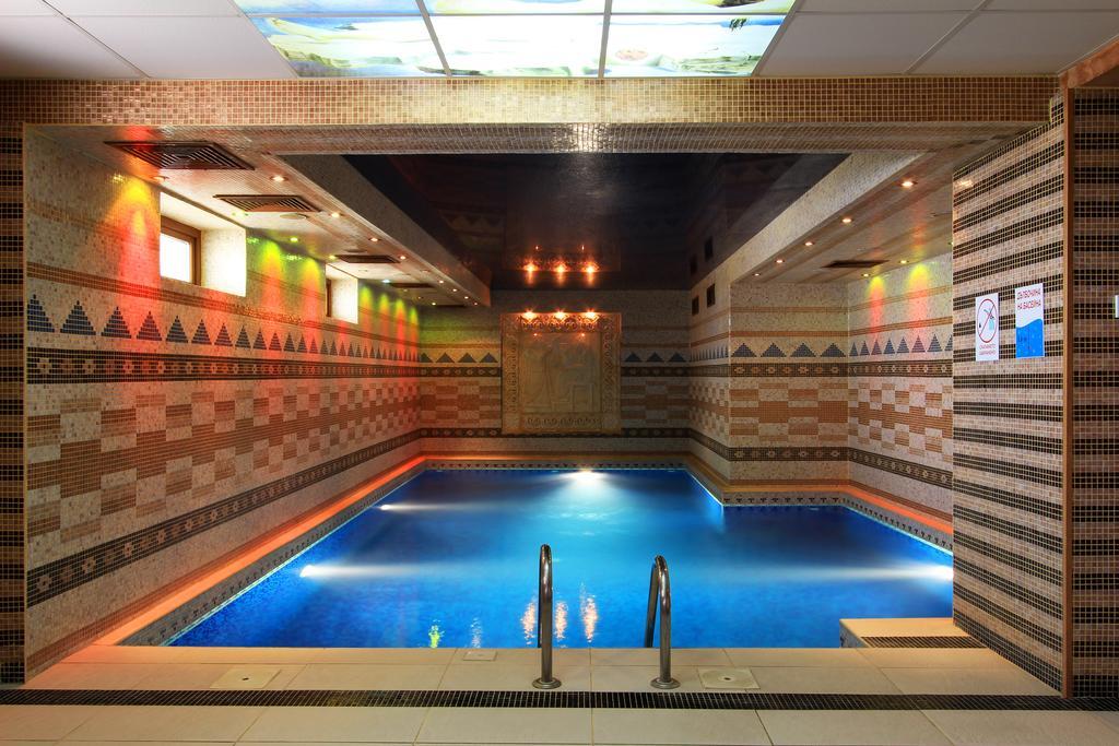 Bona Vita Hotel โกลเดน แซนส์ ภายนอก รูปภาพ